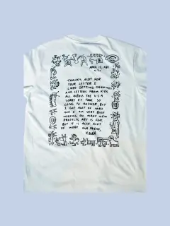T- SHIRT BLANCA GRAFITTIS