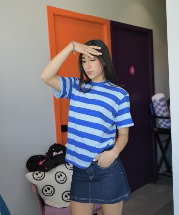 Franela de rayas azul oversize
